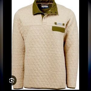 Vintage Patagonia quilted outer shirt. Men’s size medium and natural color.